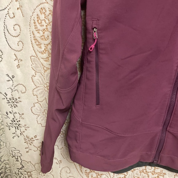 Women’s Patagonia Polartech Wind Block Soft Shell Jacket Large - Picture 4 of 16